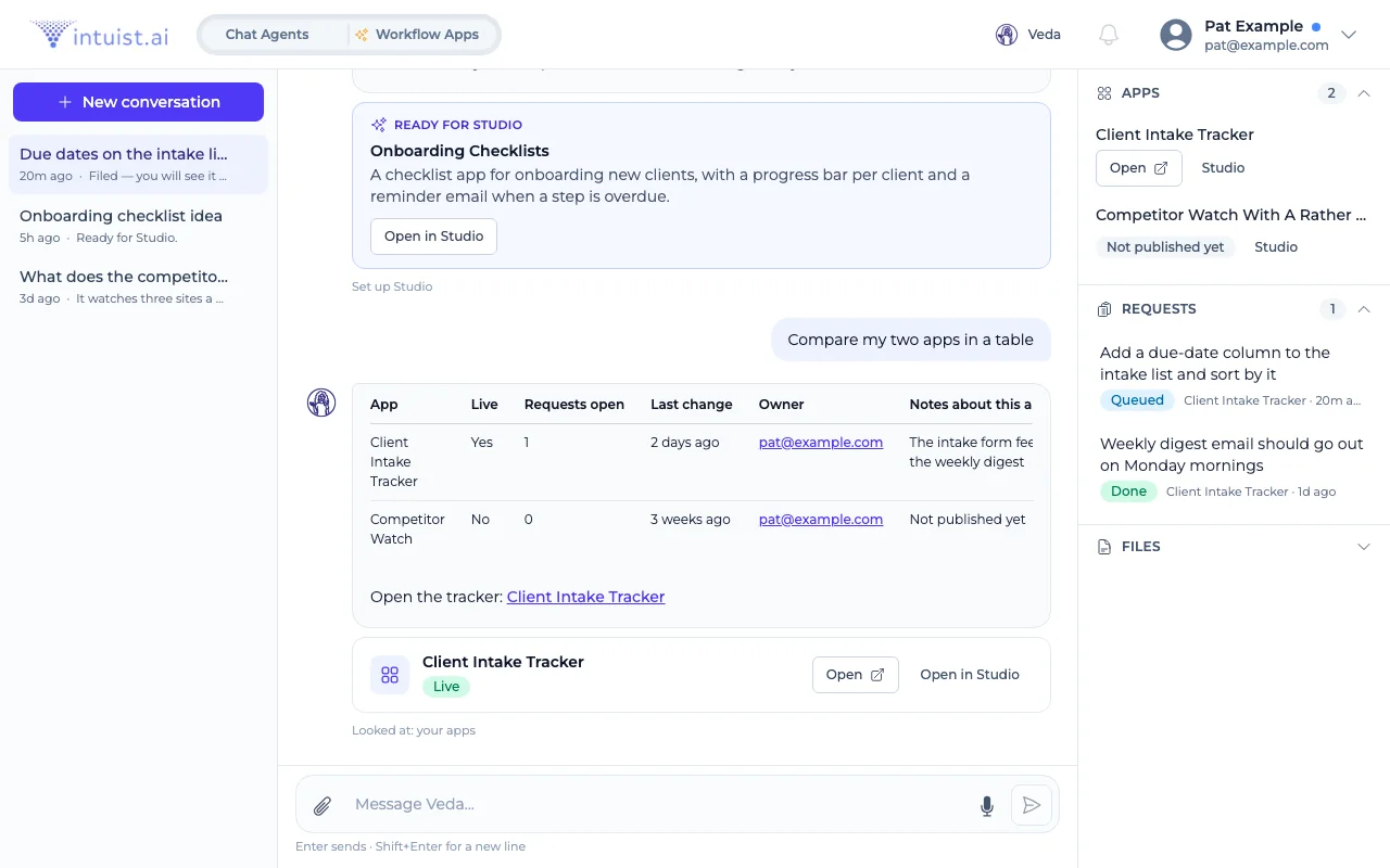 Veda Desk: Veda compares two apps in a table inside a conversation, with the app list and open requests in the right-hand column.